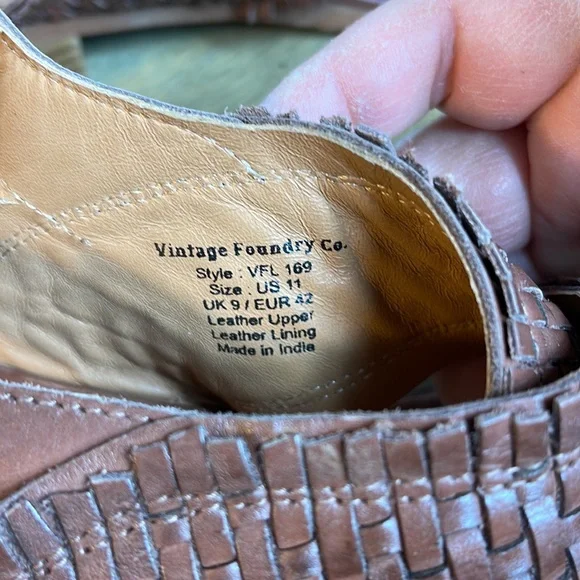 VINTAGE FOUNDRY CO. LEATHER SANDALS - Picture 6 of 9
